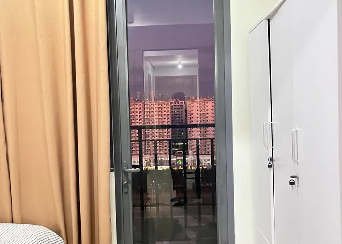 Shore 2 Tower 2 Aparthotel Manila