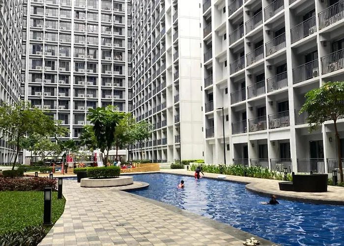 Shore 2 Tower 2 Aparthotel *